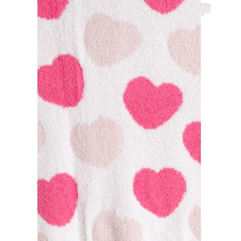 Cupcakes and Cashmere Viral TIKTOK Pink Heart Valentine Throw‎ Blanket NWT
